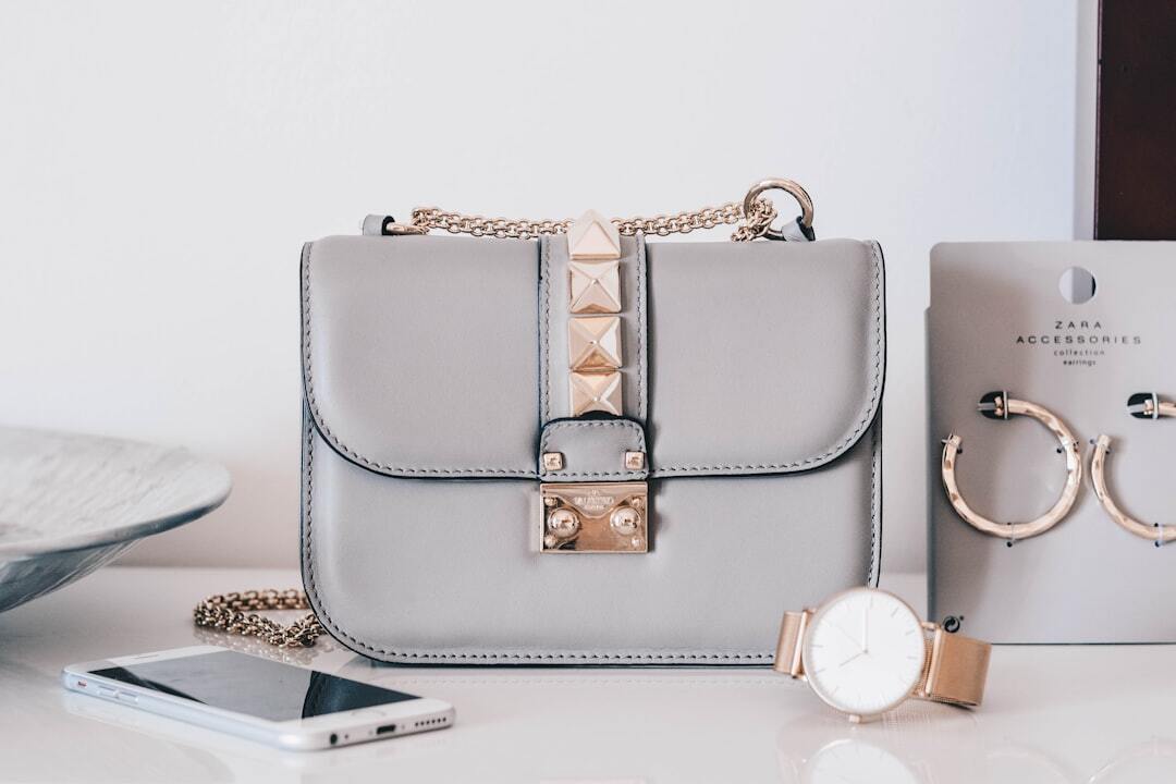 Grey leather crossbody bag