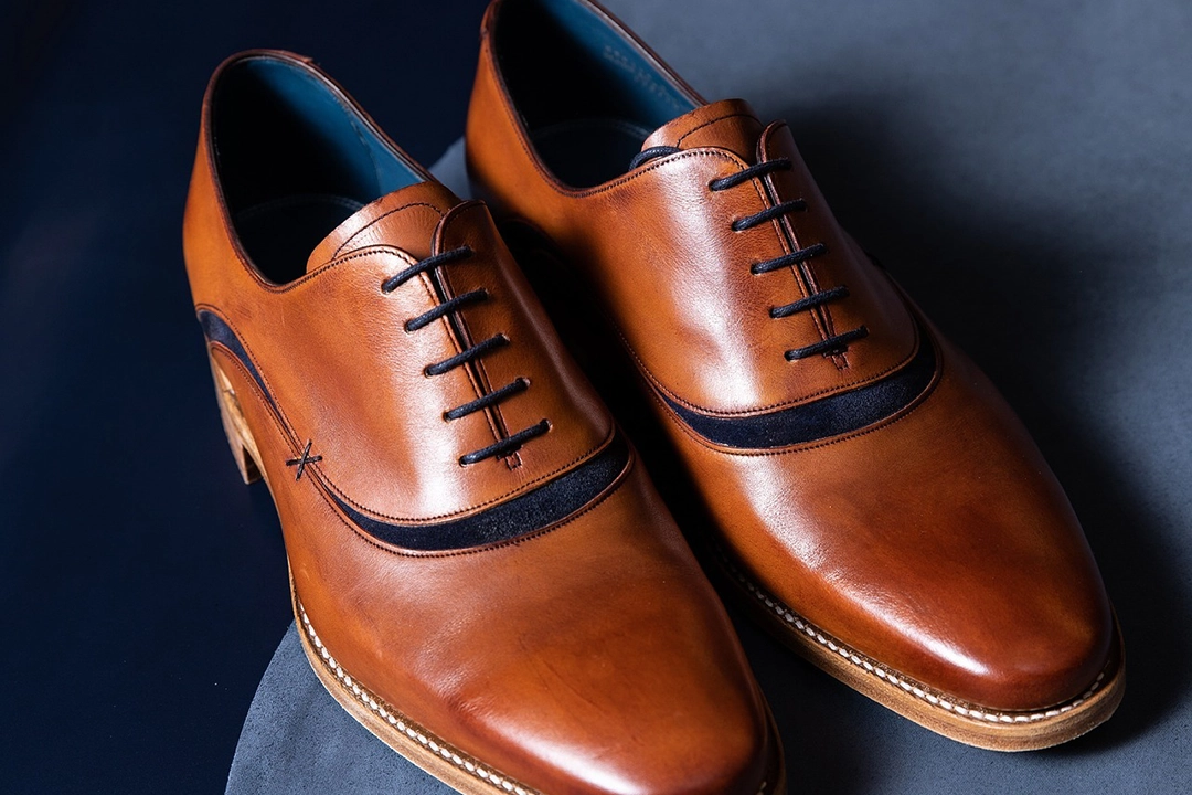 How to Spot Quality Leather: What to Look for When Buying Leather Goods