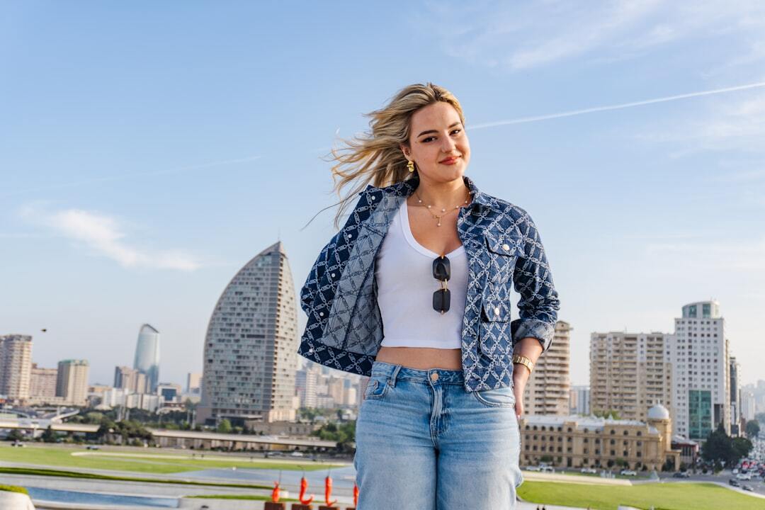 Wardrobe Essentials To Transition Your Outfits Smoothly Into Cooler Days