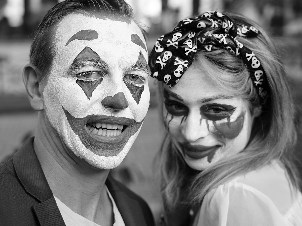Easy Last Minute Halloween Couples Costume