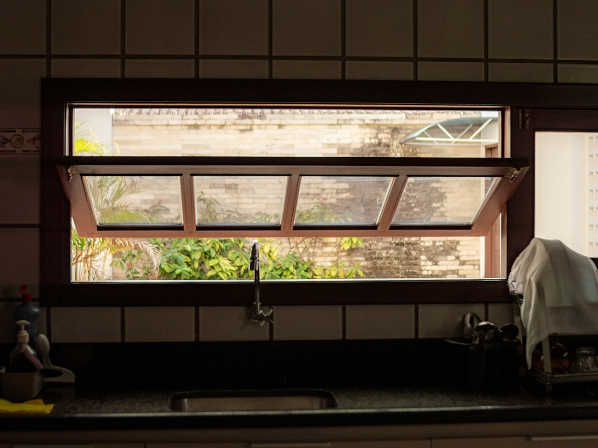 Opening Windows To Reduce Condensation